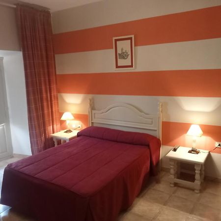 Hostal Trujillo Luaran gambar