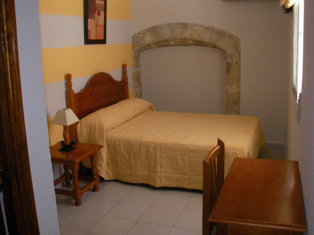 Hostal Trujillo Luaran gambar