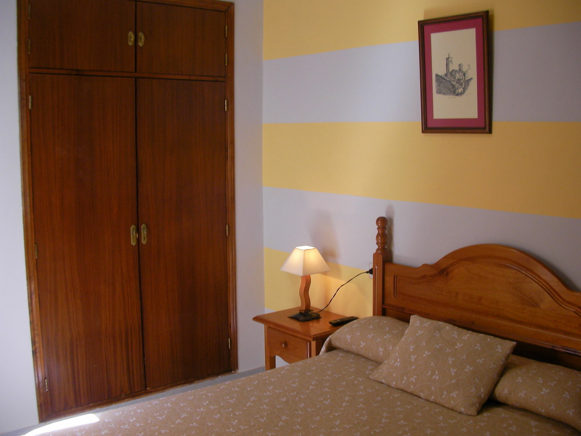 Hostal Trujillo Luaran gambar